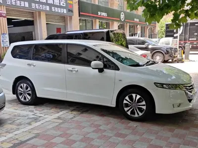 Honda Odyssey 2014, 100000 км, за 48000 CNY