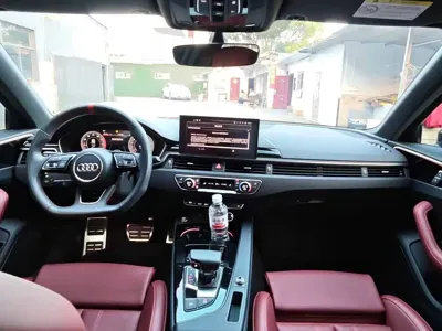 Audi A4L 2025, 8000 км, за 152600 CNY