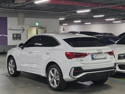 Audi Q3 2022, 25974 км, за 56900000 KRW