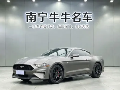 Ford Mustang · 2018 год