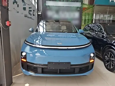 Li Auto Li L9 2022, 57000 км, за 218400 CNY