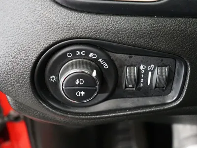 Jeep Renegade 2017, 107573 км, за 7550000 KRW - фото 12
