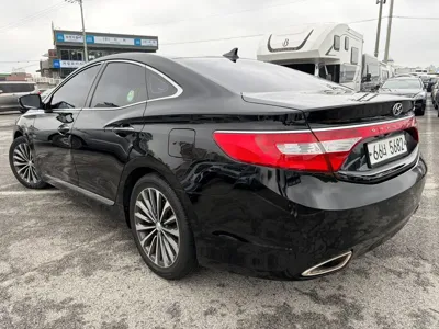 Hyundai Grandeur 2014, 140490 км, за 6990000 KRW - фото 2