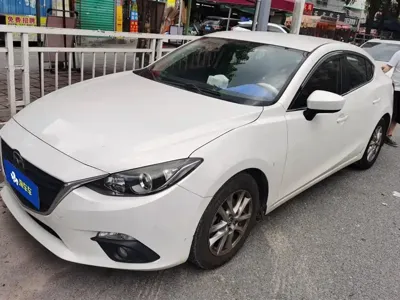 Mazda 3 Axela · 2016 год