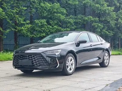 Buick Regal · 2025 год