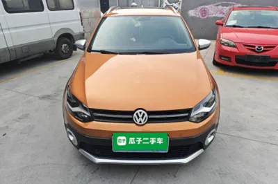 Volkswagen Polo 2018, 44800 км, за 52595.89 CNY