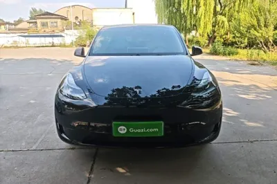 Tesla Model Y 2022, 64200 км, за 183497.41 CNY