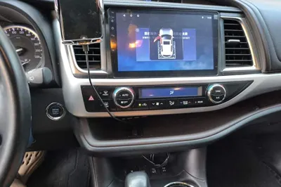 Toyota Highlander 2018, 82500 км, за 121907.31 CNY - фото 13