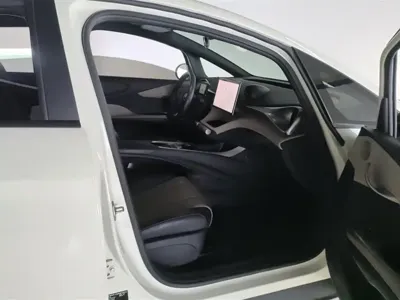 BYD Dolphin 2023, 42100 км, за 64800 CNY - фото 8