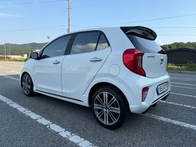 Kia Morning 2018, 89600 км, за 9000000 KRW