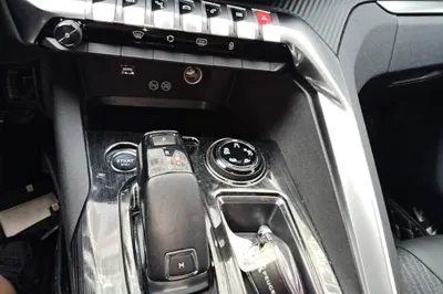 Peugeot 5008 2017, 102800 км, за 57896.21 CNY - фото 23