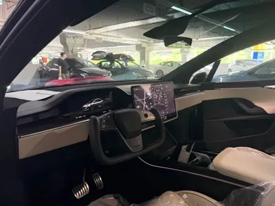 Tesla Model X 2026, 280 км, за 199500000 KRW - фото 4