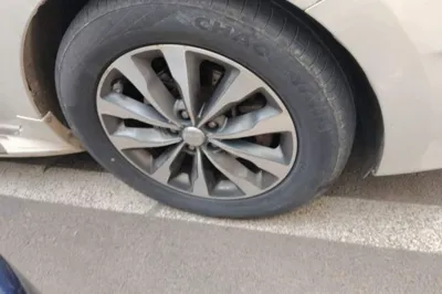 Kia Carnival 2015, 121900 км, за 65499.34 CNY - фото 8
