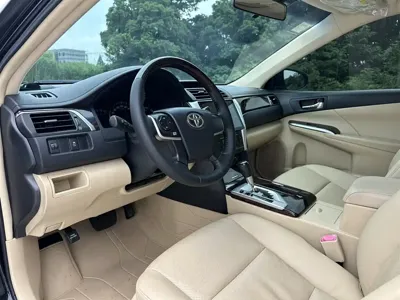 Toyota Camry 2015, 83000 км, за 51800 CNY - фото 12