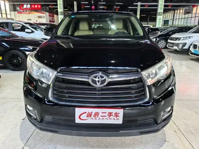 Toyota Highlander 2016, 160000 км, за 66600 CNY