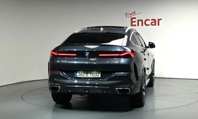 BMW X6 2022, 55450 км, за 63000000 KRW
