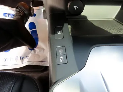 Jaguar E-Pace 2018, 97993 км, за 13700000 KRW - фото 12