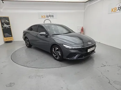 Hyundai Avante 2025, 7049 км, за 25300000 KRW