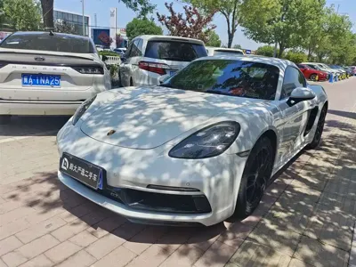 Porsche 718 · 2017 год