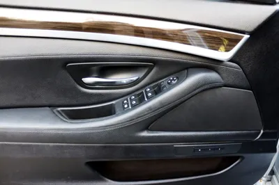 BMW 5-Series 2014, 81800 км, за 11990000 KRW - фото 18