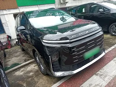 大通 大通G50插电混动 2025, 5699 км, за 97300 CNY