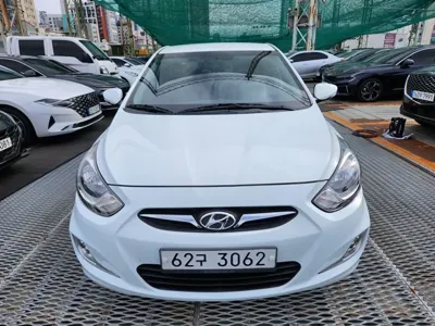 Hyundai Accent 2013, 176079 км, за 3990000 KRW