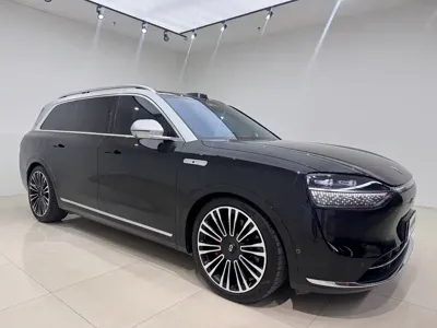 AITO 问界 AITO M9 2024, 72000 км, за 319000 CNY