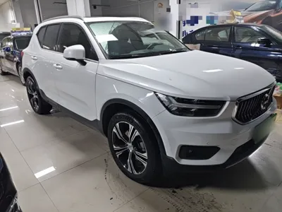 Volvo XC40 2021, 75800 км, за 113248.65 CNY - фото 3