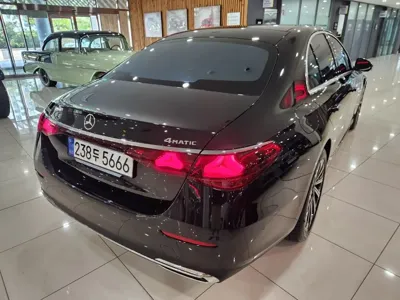 Mercedes-Benz E-Class 2025, 10870 км, за 77500000 KRW - фото 2