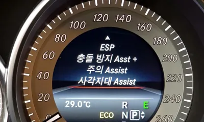 Mercedes-Benz CLS-Class 2017, 76764 км, за 24900000 KRW - фото 16