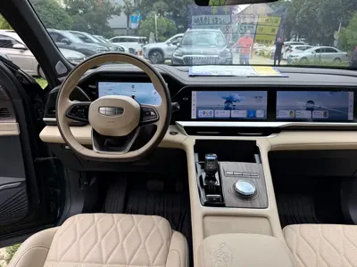Geely Xingyue L 2025, 8000 км, за 102800 CNY - фото 9