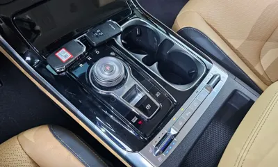 Kia Canival 2023, 48544 км, за 30490000 KRW - фото 9