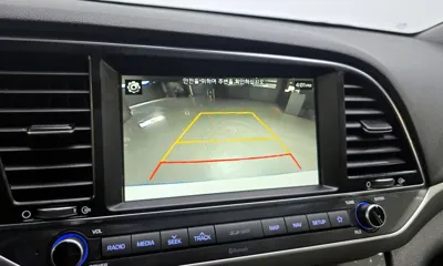 Hyundai Avante 2018, 74134 км, за 13000000 KRW - фото 15