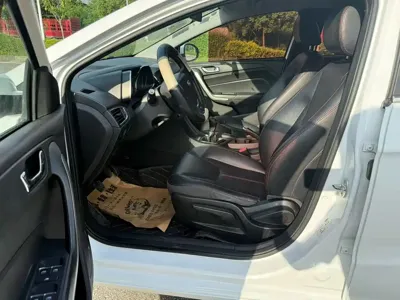 Chery Arrizo 5 2018, 120000 км, за 13799 CNY