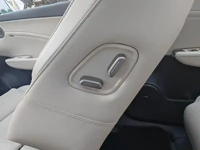 Hongqi 红旗HS6 PHEV 2026, 1000 км, за 175799 CNY - фото 14