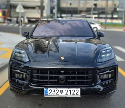 Porsche Cayenne 2025, 14000 км, за 208000000 KRW