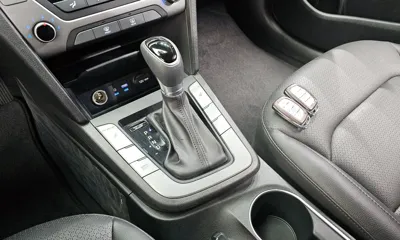 Hyundai Avante 2018, 41173 км, за 12300000 KRW - фото 9