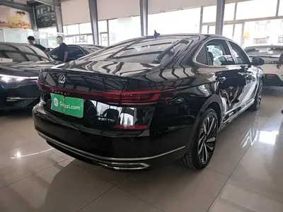 Volkswagen Passat 2024, 25400 км, за 121300 CNY - фото 7