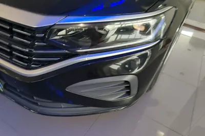 Volkswagen Passat 2024, 34000 км, за 110065.92 CNY - фото 8