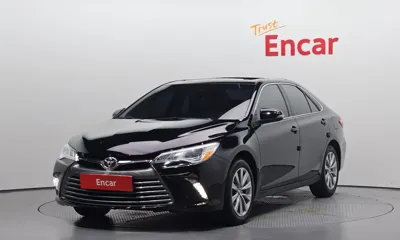 Toyota Camry · 2017 год