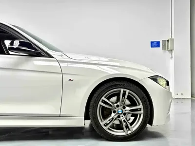 BMW 3 Series 2018, 70000 км, за 81400 CNY - фото 7