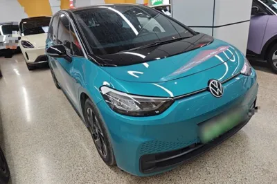 Volkswagen ID.3 2023, 52900 км, за 94104.29 CNY