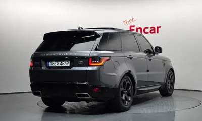 Land Rover Range Rover Sport 2018, 132122 км, за 35900000 KRW