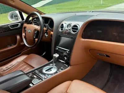 Bentley Flying Spur 2013, 145000 км, за 428000 CNY - фото 17