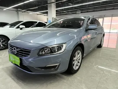 Volvo S60 · 2017 год
