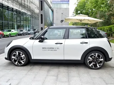 MINI MINI 2024, 5000 км, за 228800 CNY