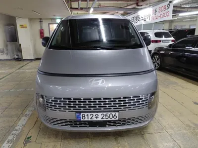 Hyundai Staria 2025, 35924 км, за 23800000 KRW