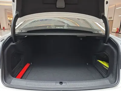 Audi A4L 2024, 12000 км, за 169800 CNY - фото 9