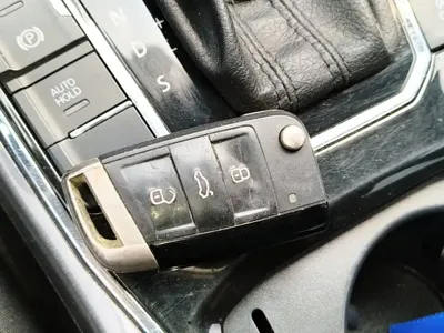 Volkswagen Passat 2017, 129500 км, за 45800 CNY - фото 9