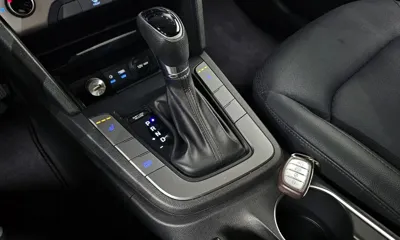 Hyundai Avante 2018, 27912 км, за 12500000 KRW - фото 9
